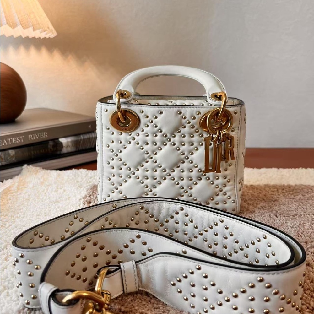 Lady Dior , length 24cm、height 20cm、Width 11cm、good condition